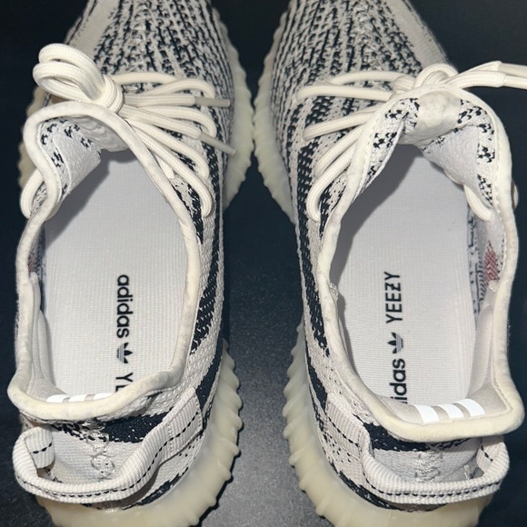 Adidas Yeezy Boost 350 V2 Zebra Sneakers - Picture 5 of 9